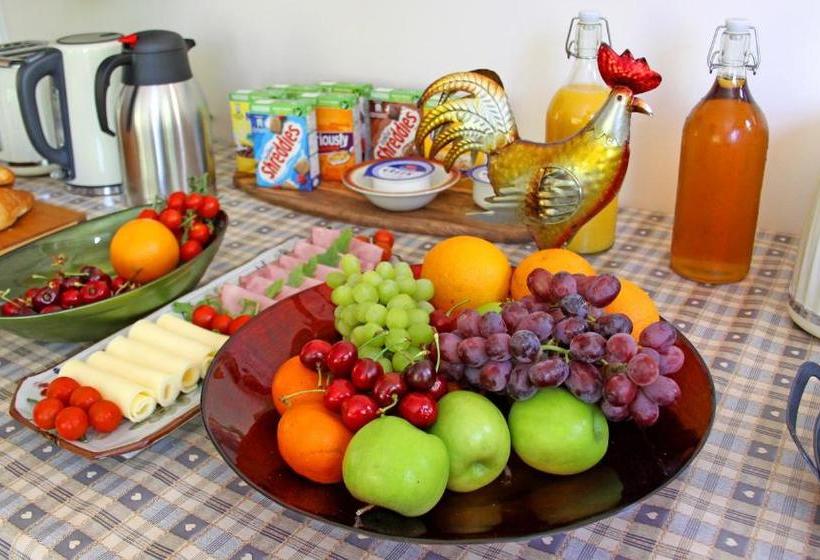 مبيت وإفطار Silverbridge Lodge