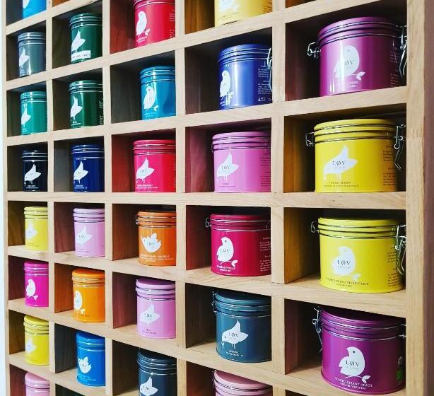 هتل Poisson Rouge