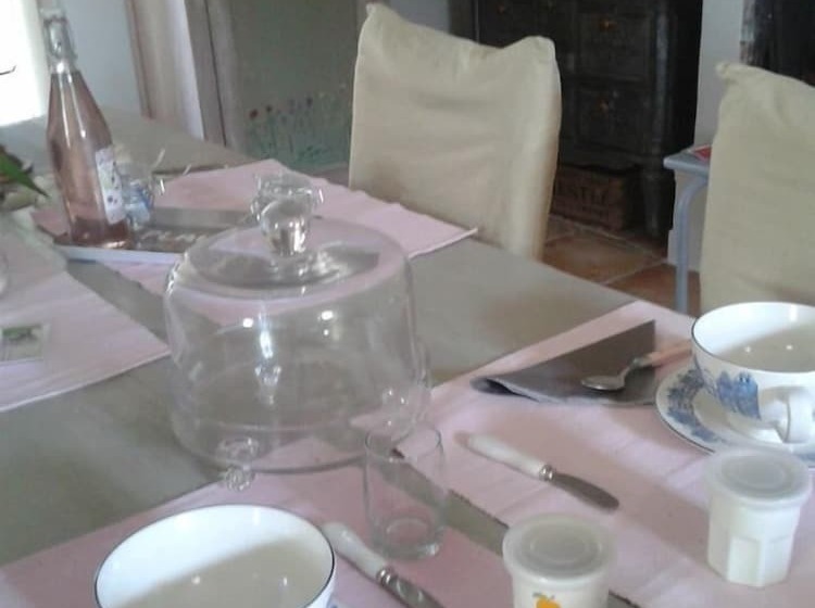 פנסיון Aux Roses De L Etang