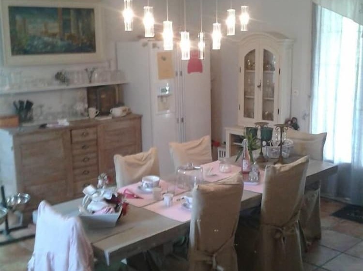 פנסיון Aux Roses De L Etang