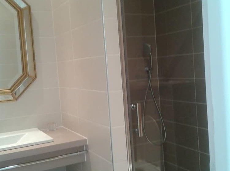 פנסיון Aux Roses De L Etang