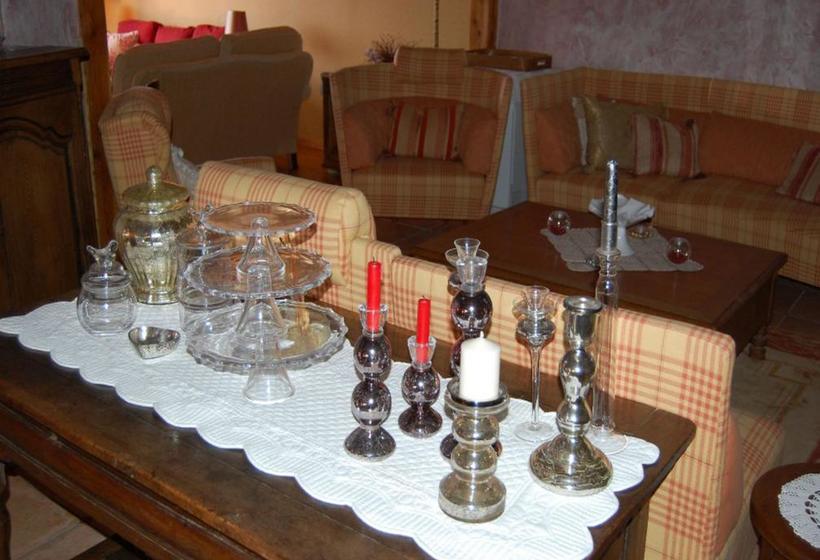 پانسیون La Charlisa