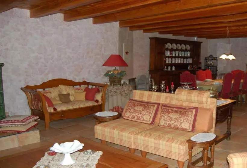 ペンション La Charlisa