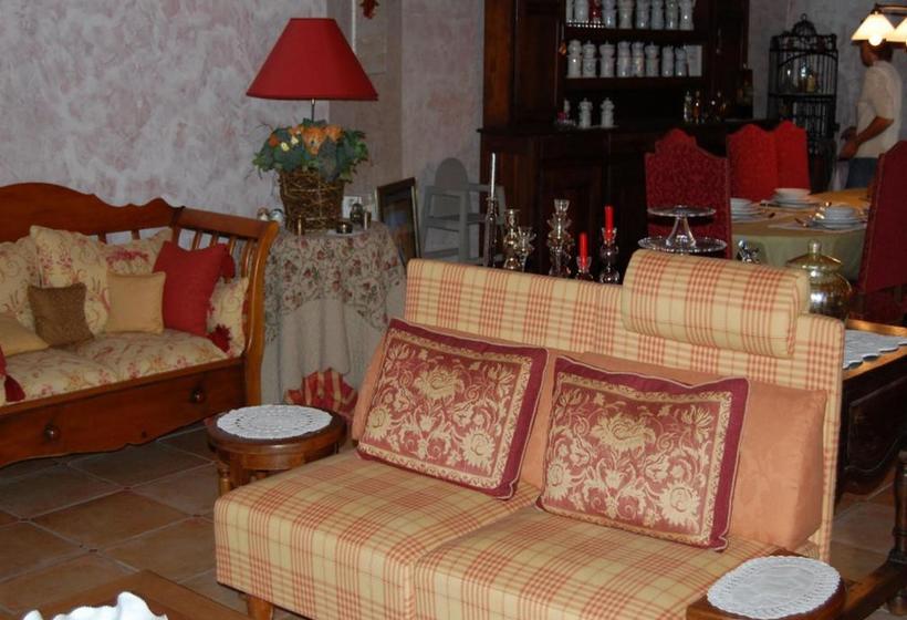 پانسیون La Charlisa