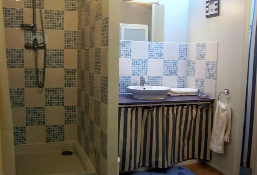 Majatalo Résidence Fleur Des Pins   Gites & Chambres D Hôtes