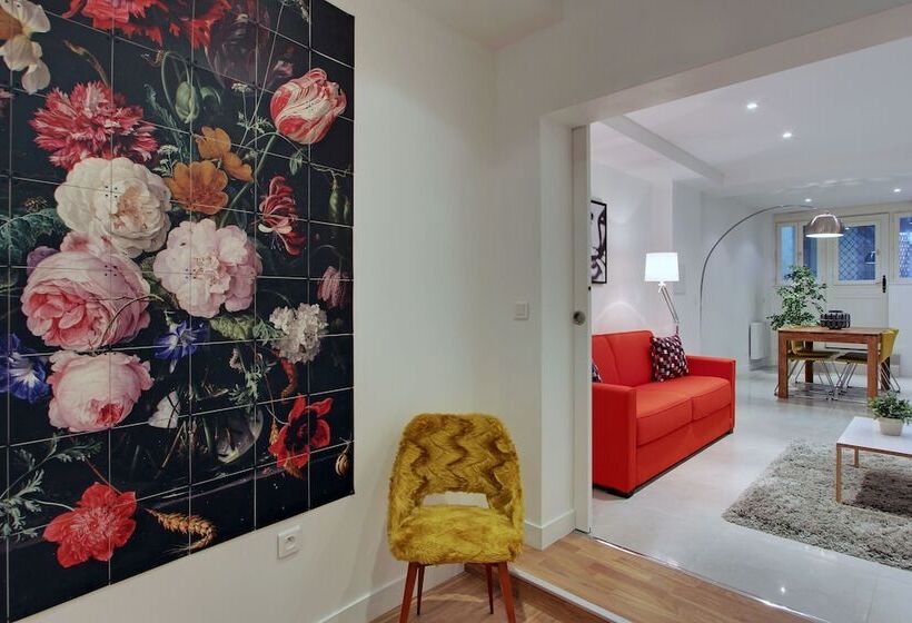 Short Stay Group Museum View Serviced Apartments