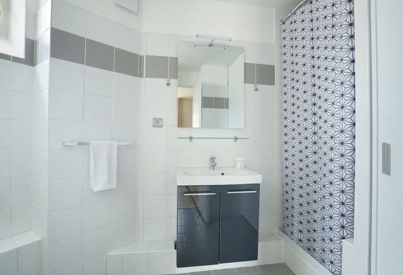 Short Stay Group Museum View Serviced Apartments