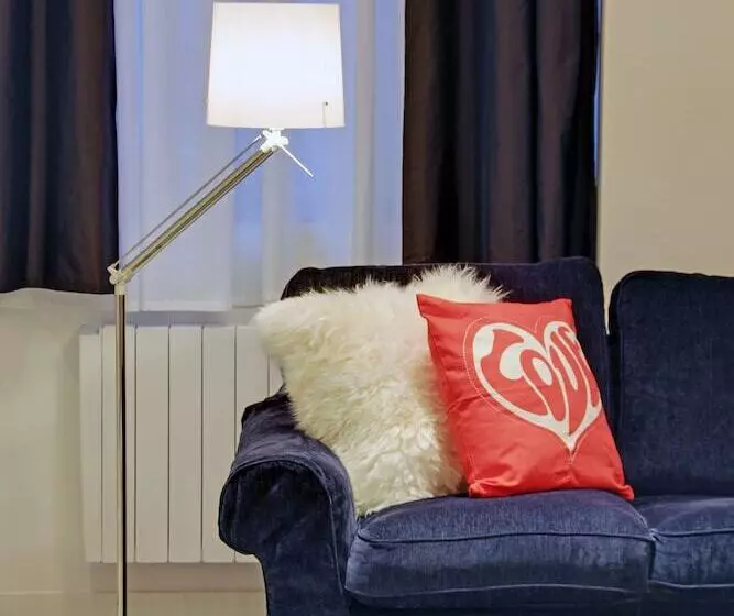 Short Stay Group Museum View Serviced Apartments