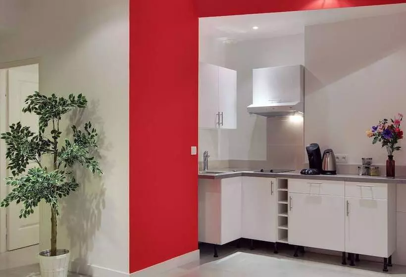 Short Stay Group Museum View Serviced Apartments