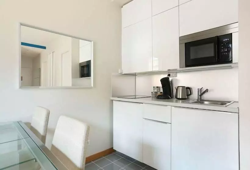 Short Stay Group Museum View Serviced Apartments