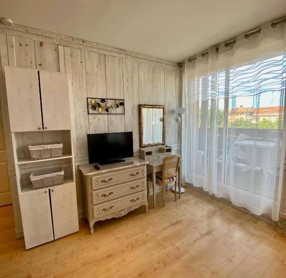 Tilleul Plaza Résidence