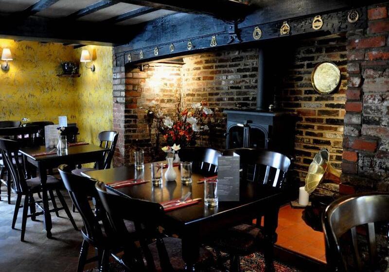 ユースホステル Rose And Crown