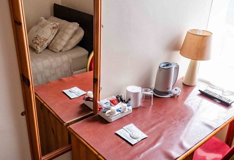 펜션 Aarondale Guest House