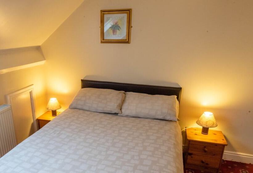 펜션 Aarondale Guest House