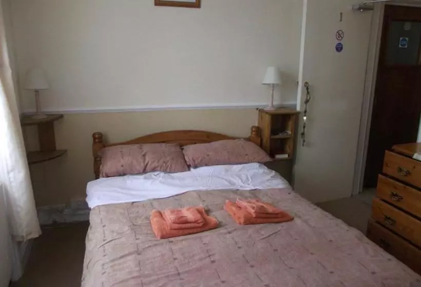 ペンション Beaufort Guesthouse