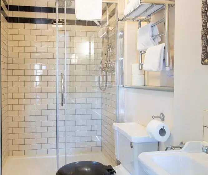 Retkeilymaja The Duchess Of Cornwall