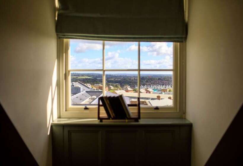 הוסטל The Duchess Of Cornwall