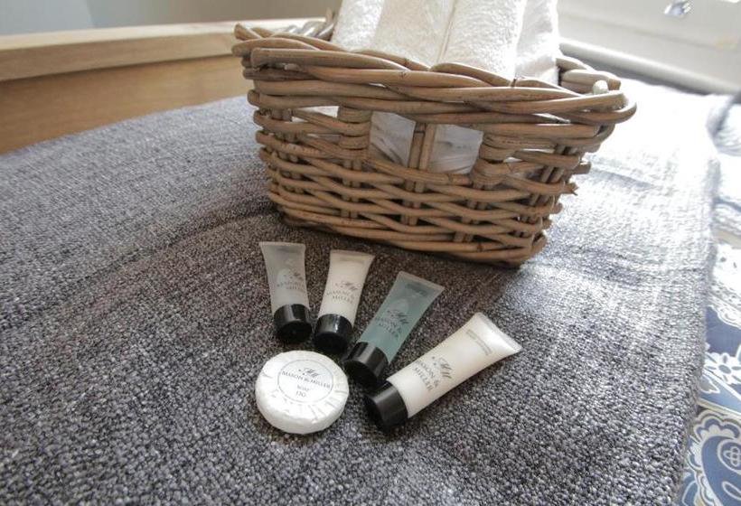 Пансион Cosy Rooms Sidney Square