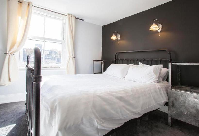 بنسيون The Lodge Harrogate