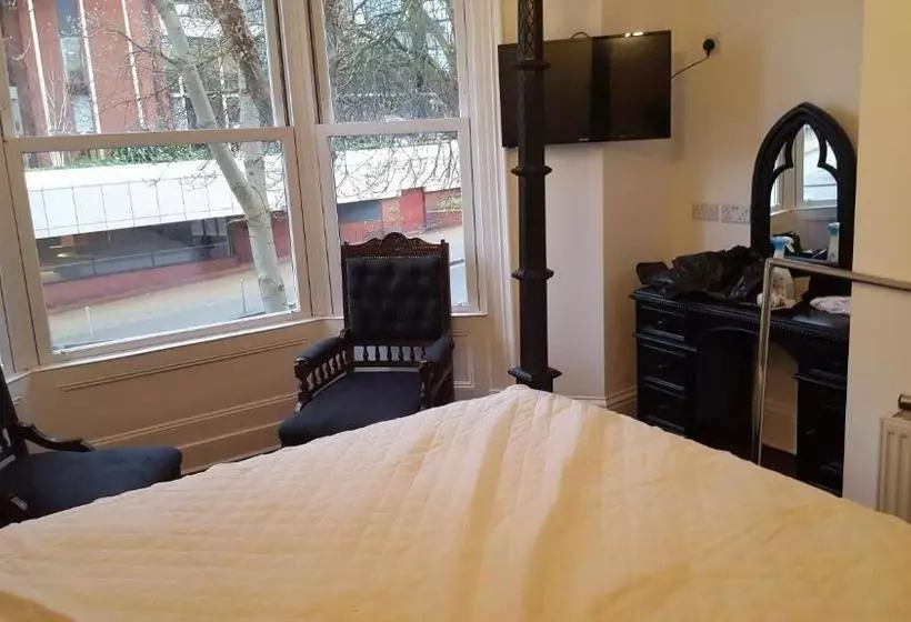 Majatalo The Lodge Harrogate