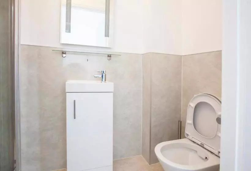 Majatalo The Lodge Harrogate