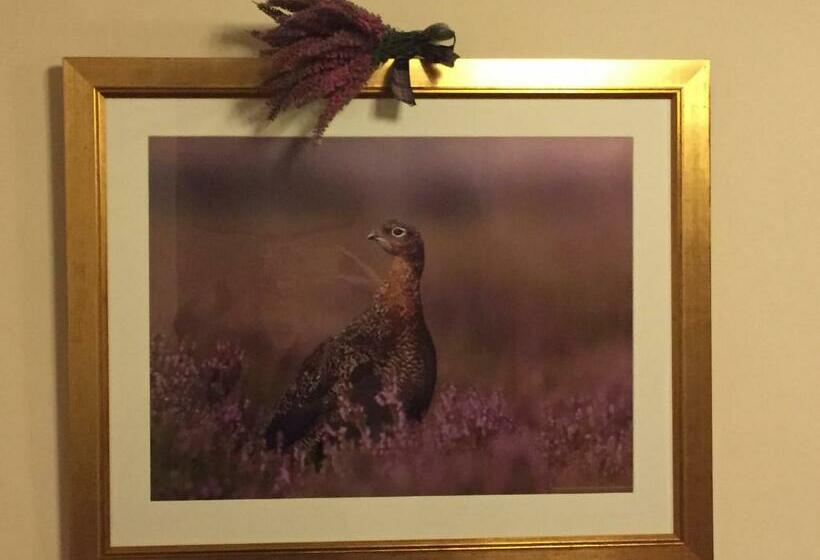 ユースホステル The Bull Inn West Tanfield