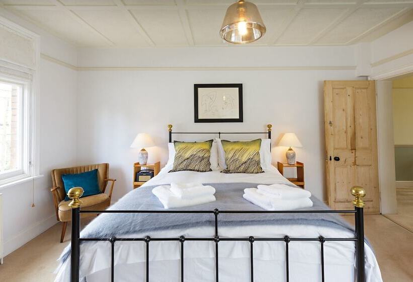 펜션 Old Town Hall House