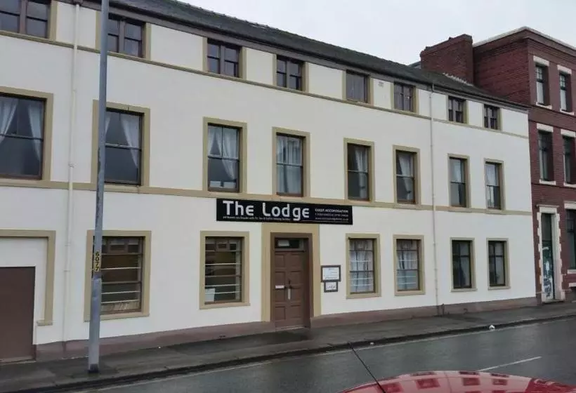 پانسیون The Lodge Guest Accommodation