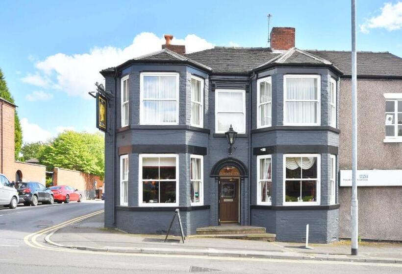 ペンション The Victoria