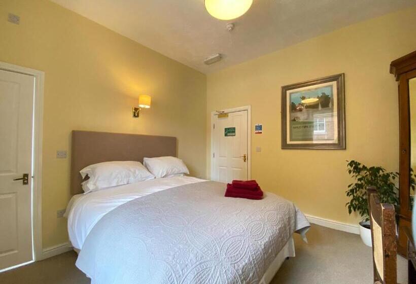 ペンション The Victoria