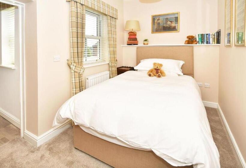 ペンション The Victoria