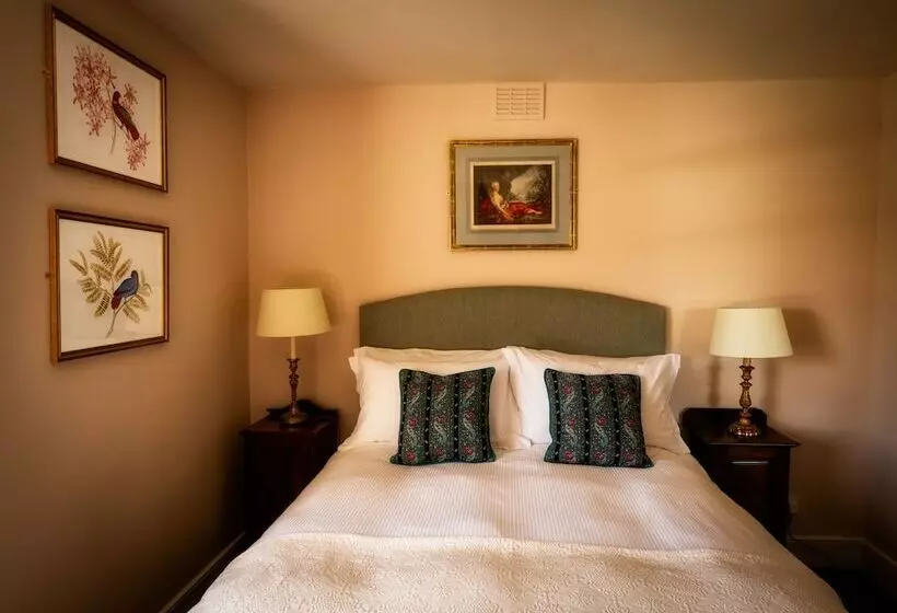 Retkeilymaja George And Dragon Clifton