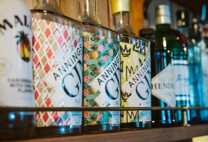 فندق صغير The Horse And Groom Inn