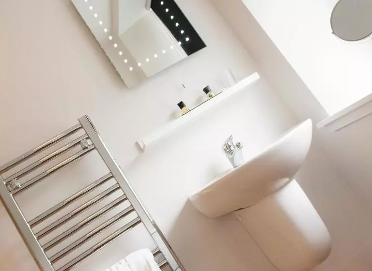 Retkeilymaja The Salmon Inn