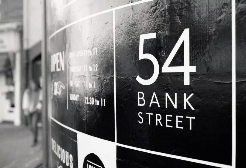 Retkeilymaja The Salmon Inn