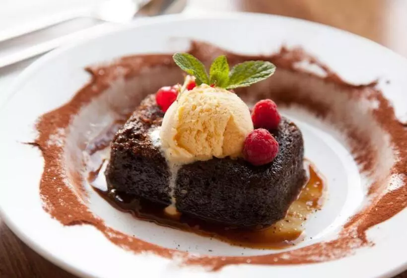 Retkeilymaja The Salmon Inn