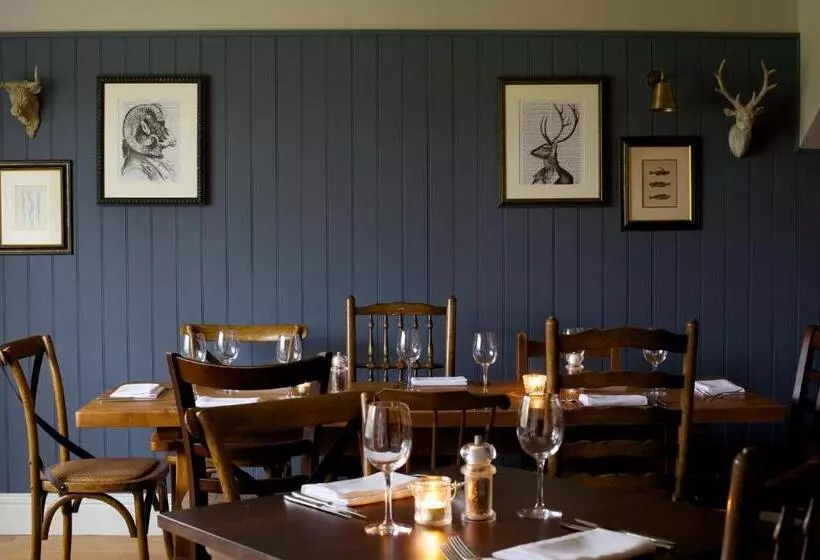 Retkeilymaja The Trout At Tadpole Bridge