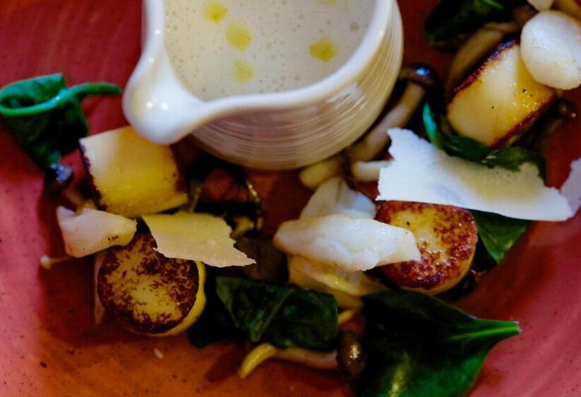 ユースホステル The Trout At Tadpole Bridge