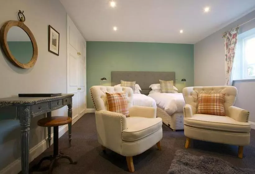 Retkeilymaja The Trout At Tadpole Bridge