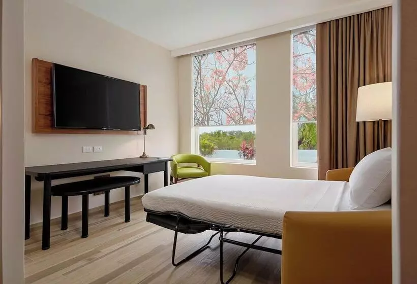 Hotelli Fairfield Inn & Suites By Marriott Cancun Airport