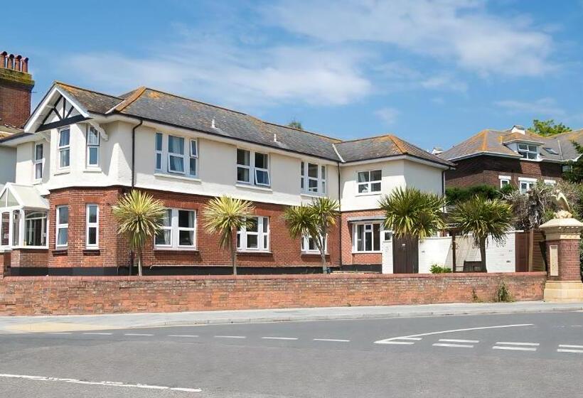 بنسيون Poole Park House