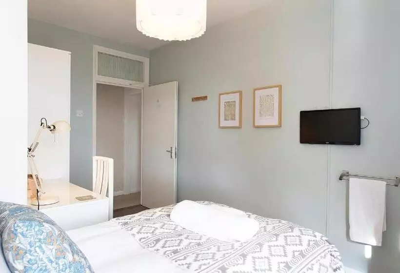 Majatalo Poole Park House