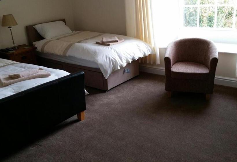 Pensione Roosecote Guest House