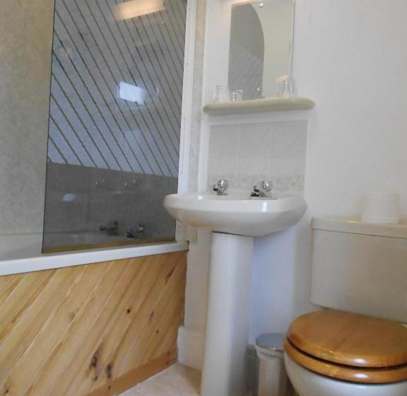 بنسيون Skiddaw Grove