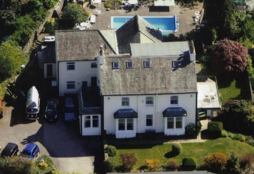 بنسيون Skiddaw Grove