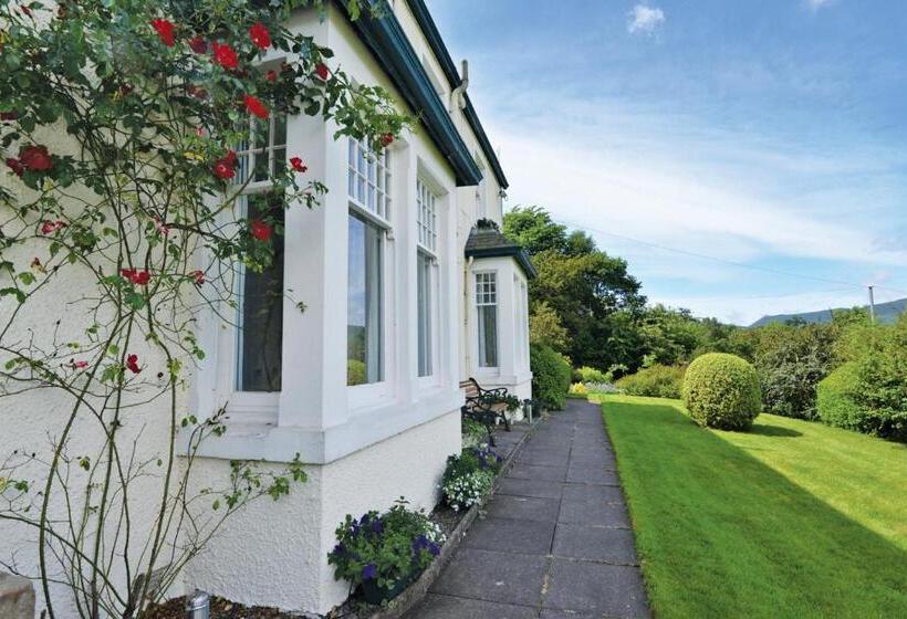 بنسيون Skiddaw Grove