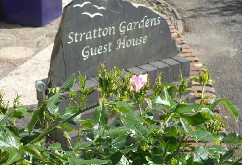 펜션 Stratton Gardens
