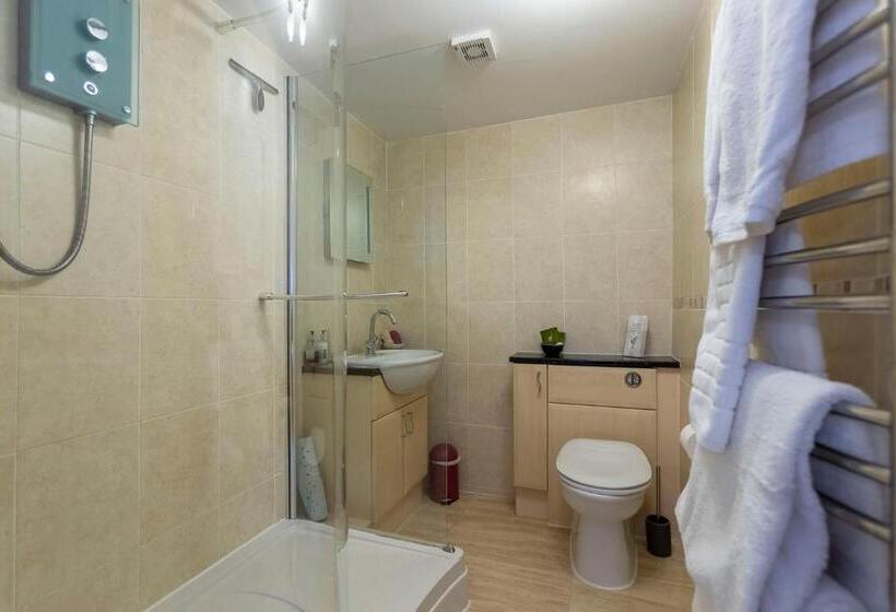 펜션 Stratton Gardens