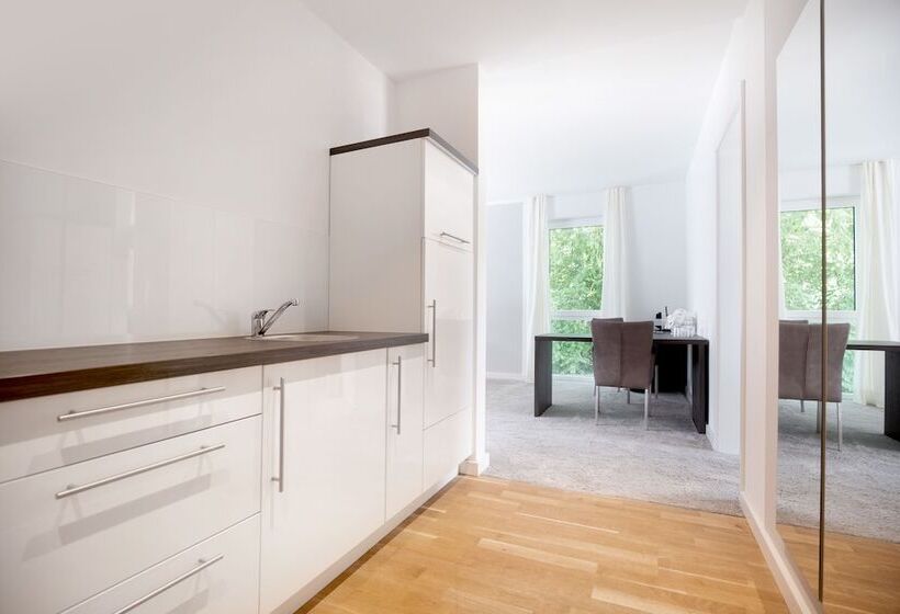 Boardinghouse By M&k