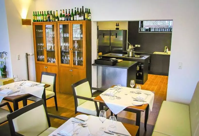 Pension Das Tann Rooms & Wine